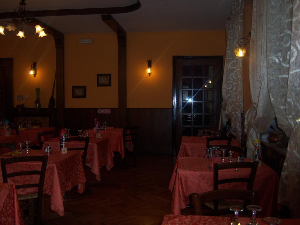 Nuovo Hotel Tripoli Settimo Vittone Екстер'єр фото