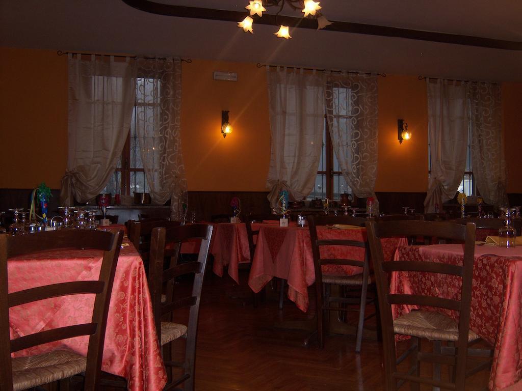Nuovo Hotel Tripoli Settimo Vittone Екстер'єр фото